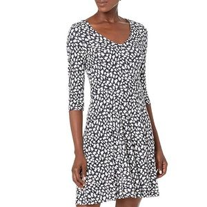 NWOT Lark & Ro 3/4 Sleeve V-Neck Fit and Flare Dress, Navy and White, XS